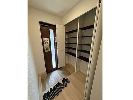 佐伯区五日市中央5丁目の玄関