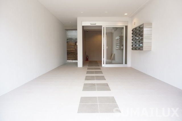 熊本市中央区薬園町の賃貸マンションのロビー