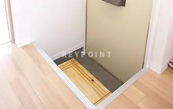 【玄関】 | 秀栄荘