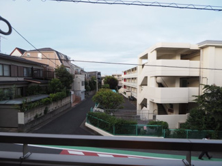 【展望】 | 周辺は落ち着いた住宅街です