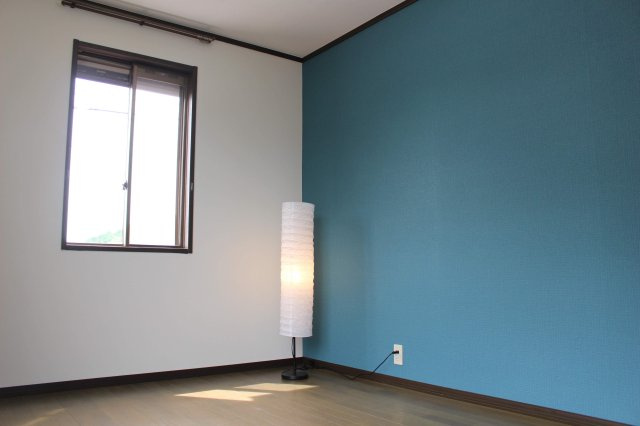 ６５５２７　岐阜市太郎丸貸家の洋室
