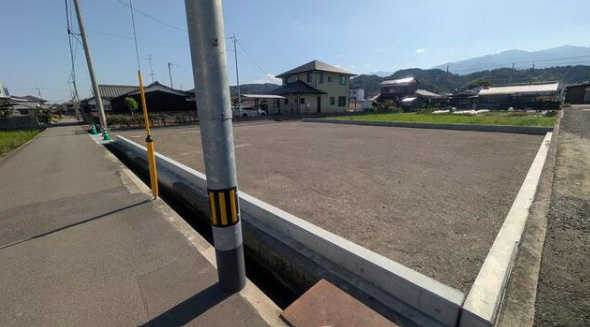 新居浜市高田１丁目の売地の外観