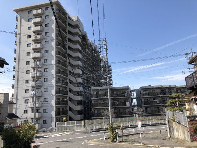 ネオシティ岡崎弐番館の外観