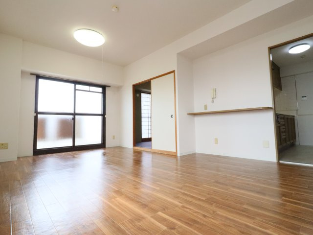 【居間・リビング】の画像