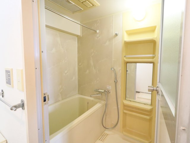 【浴室】の画像