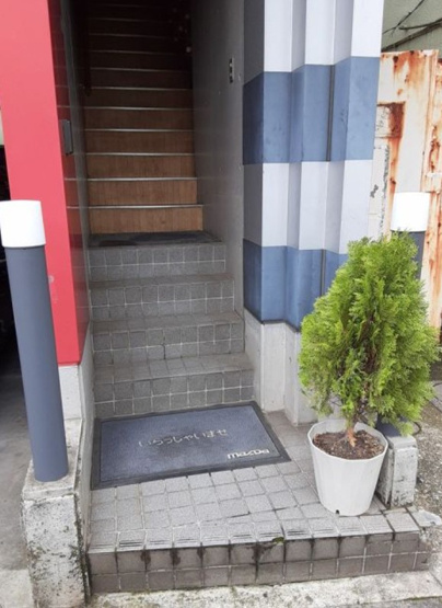 【エントランス】