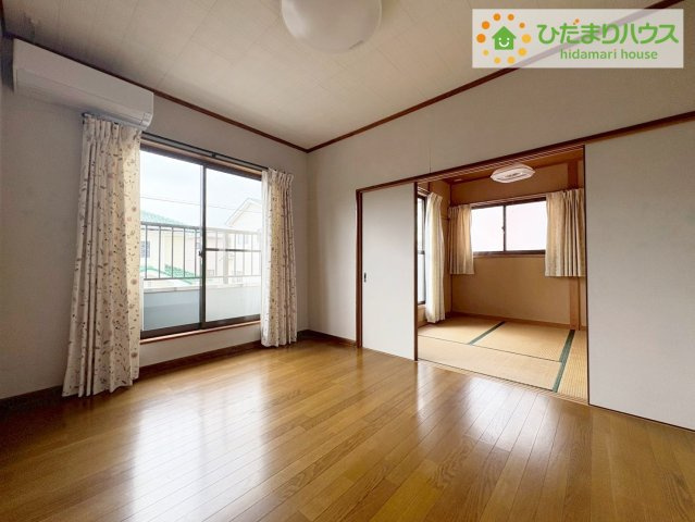 日立市相田町2丁目　中古戸建の洋室|大きなベッドを置いても余裕の広さの主寝室♪♪