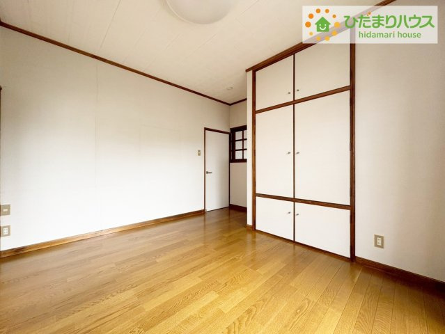日立市相田町2丁目　中古戸建の洋室|夏場に心地良いひんやり感はフローリングならでは☆彡