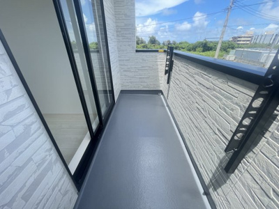 【バルコニー】 | うるま市与那城Ⅱ（全2棟）ラスト1号棟 | 1号棟　インナーバルコニー♪