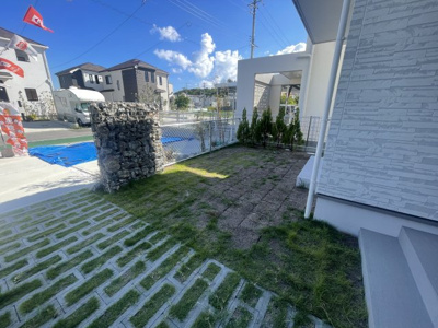 【庭】 | うるま市与那城Ⅱ（全2棟）ラスト1号棟 | 1号棟　お庭付き♪