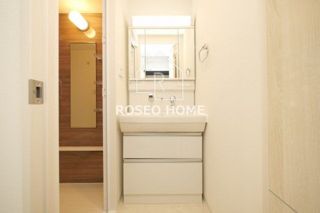 Dimora難波の洗面所