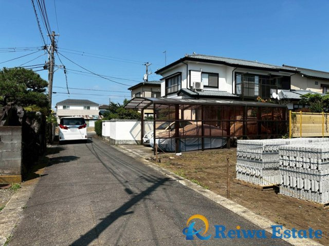 売地　高座郡寒川町小谷3丁目の前面道路含む現地写真