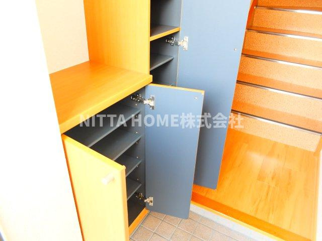 フィーレＢの玄関|シューズボックス付き◎