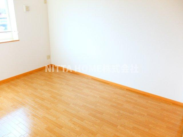 フィーレＢの内装|こちらの洋室は6.2帖です♪