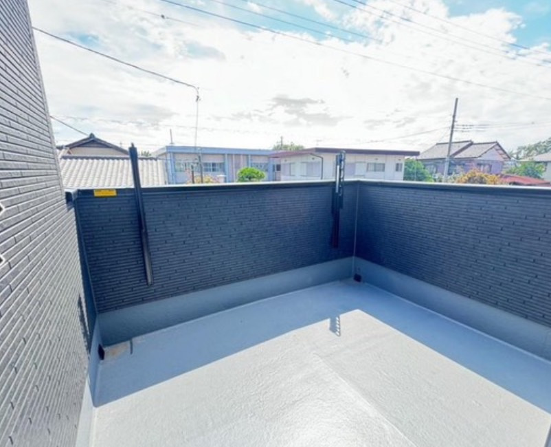 群馬県前橋市大利根町1-26-7のバルコニー