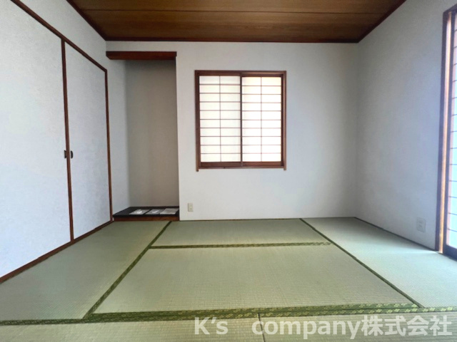 ◎藤沢市打戻　中古戸建の和室|急な来客時にも便利な和室です♪
