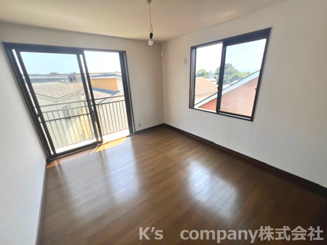 ◎藤沢市打戻　中古戸建の洋室|さまざまな用途にお使いいただける洋室です☆