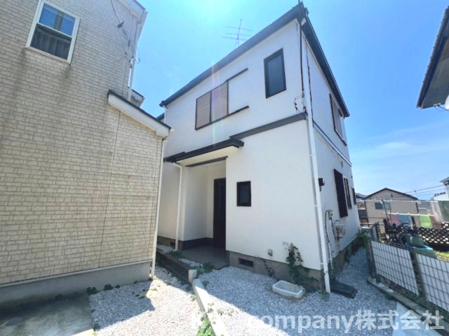 ◎藤沢市打戻　中古戸建の外観|2025年5月に外装リフォーム済みできれいです☆