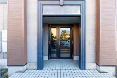 【エントランス】 | 花園ガーデンテラス