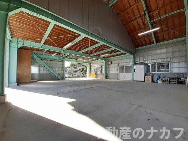 富合町Ｍ倉庫の内装