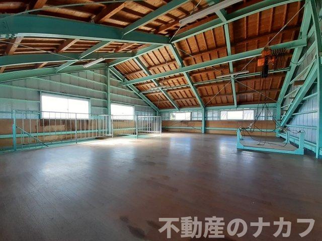 富合町Ｍ倉庫の内装
