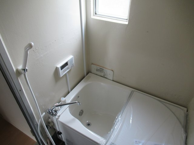 兵庫県公社　東垂水（３）１A号棟の浴室|お風呂で日々の疲れを落としましょう