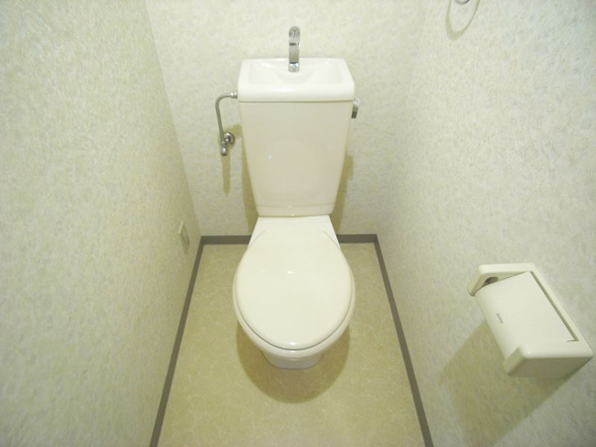 【トイレ】 | ラフィネシャンブル