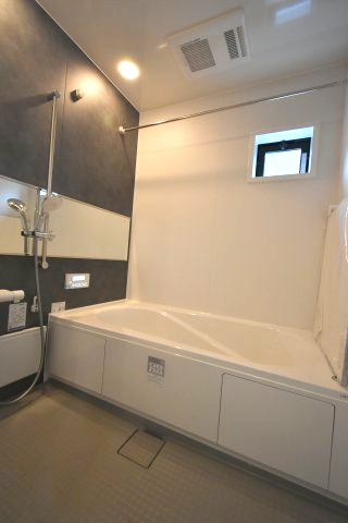 上荻3丁目・新築戸建・1号棟の浴室