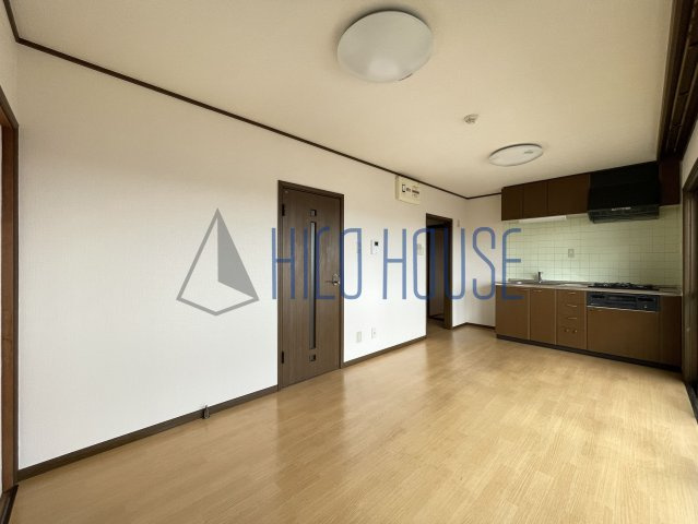 山崎第6ビルの居間・リビング