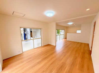 【居間・リビング】 | 星陵台５丁目　中古戸建