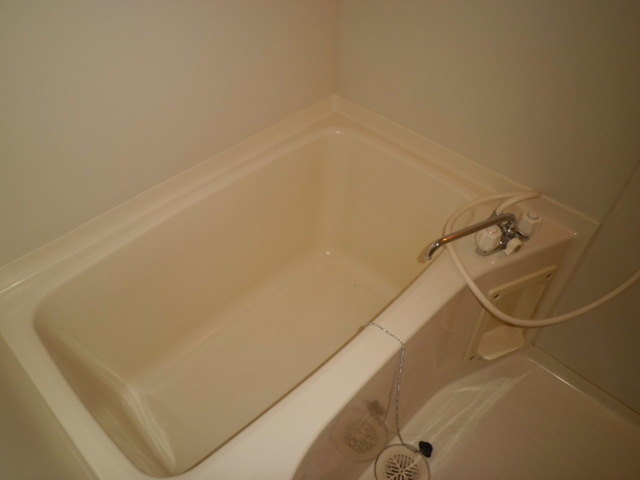 芦屋三木マンションの浴室