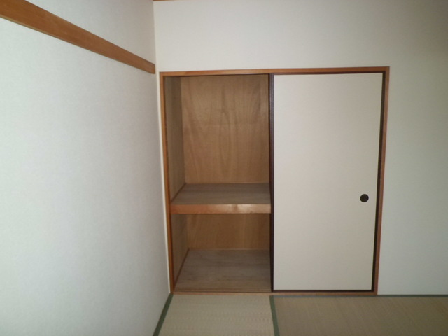 芦屋三木マンションの収納