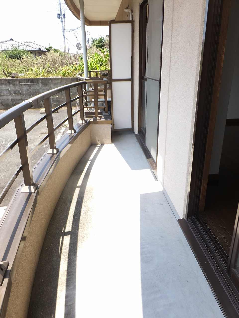熊本市北区弓削６丁目のアパートのバルコニー