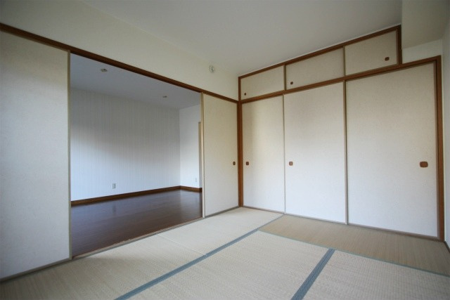 マッティーナ神戸弐番館の和室