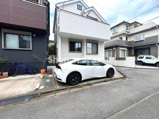 【前面道路含む現地写真】 | 駅・スーパー等周辺環境も充実しているので、生活しやすいエリアです◎