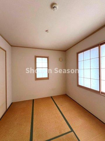 【和室】 | 急な来客や少し横になりたいときに便利な心安らぐ和室のお部屋☆　　
