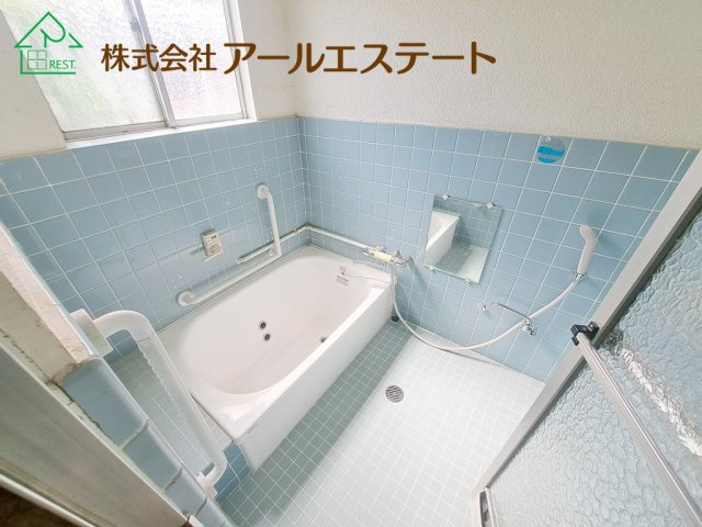 姫路市御立西3丁目　　中古戸建の浴室