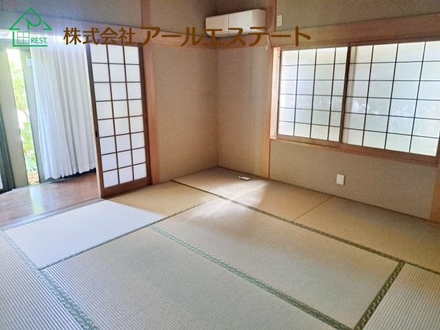 姫路市御立西3丁目　　中古戸建の和室