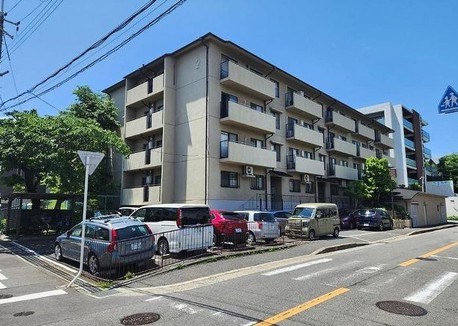 メゾン千里丘新芦屋２番館の外観