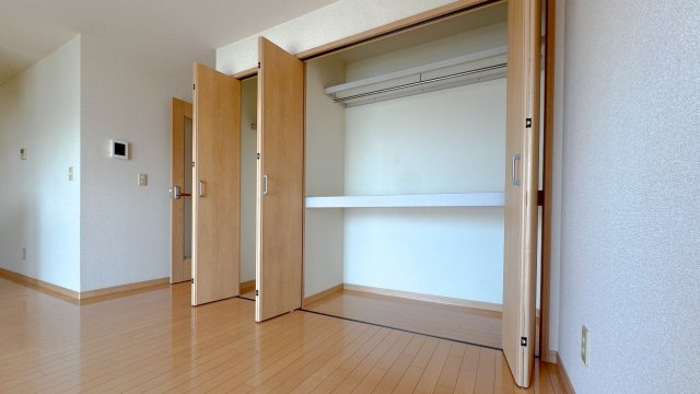 グリーンヒルズＥＡＳＴ　ＩＩの収納