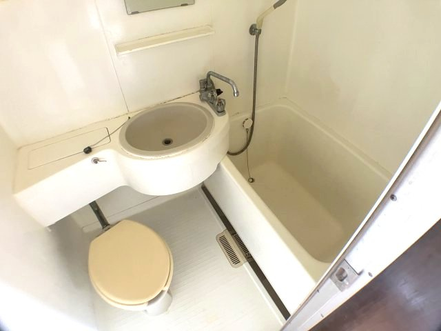 さいたま市桜区大字下大久保のアパートの浴室