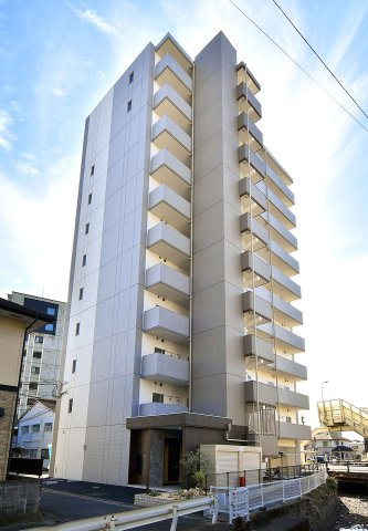 GRAND MERCIの外観