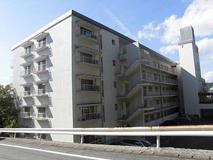 イトーピア己斐マンションの外観