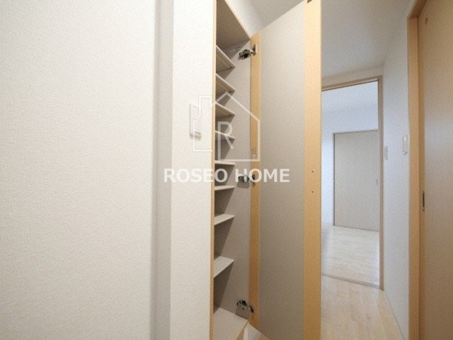 アプライズ西長堀の収納|同マンション別部屋：参考写真