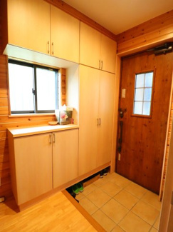 【玄関】 | 岡崎市保久町字大束戸建