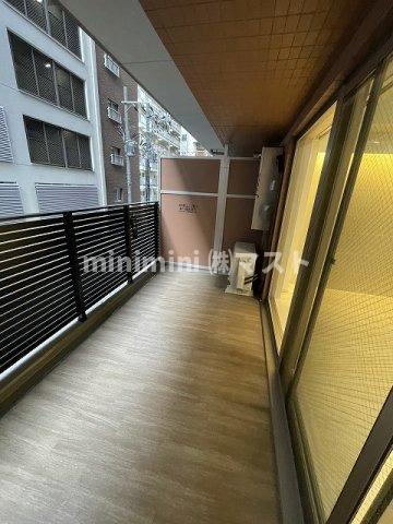 プレジオ弁天町のバルコニー