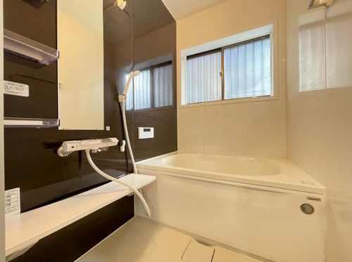 【浴室】 | 【仲介手数料０円】海老名市杉久保南3丁目　中古一戸建て | 海老名市杉久保南3丁目　中古一戸建て