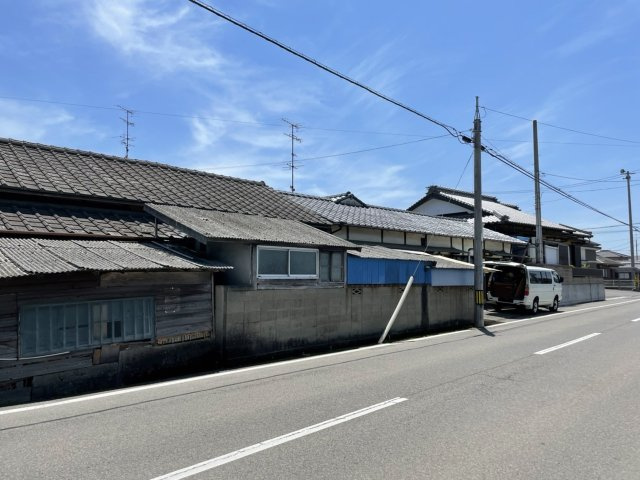 高田2丁目　売土地の前面道路含む現地写真