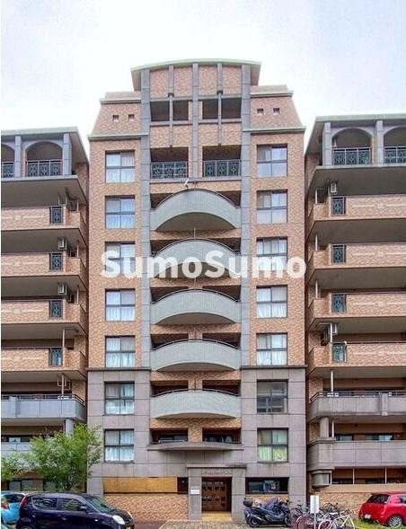 ウイングコートD館