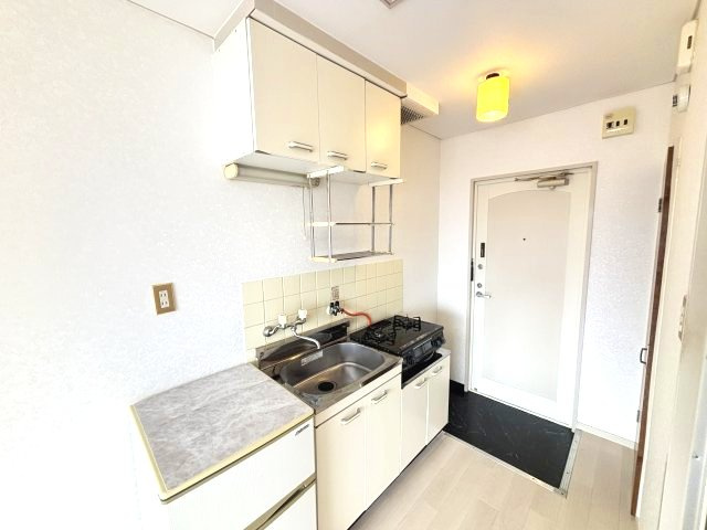 ロイヤルハイツ川西のキッチン